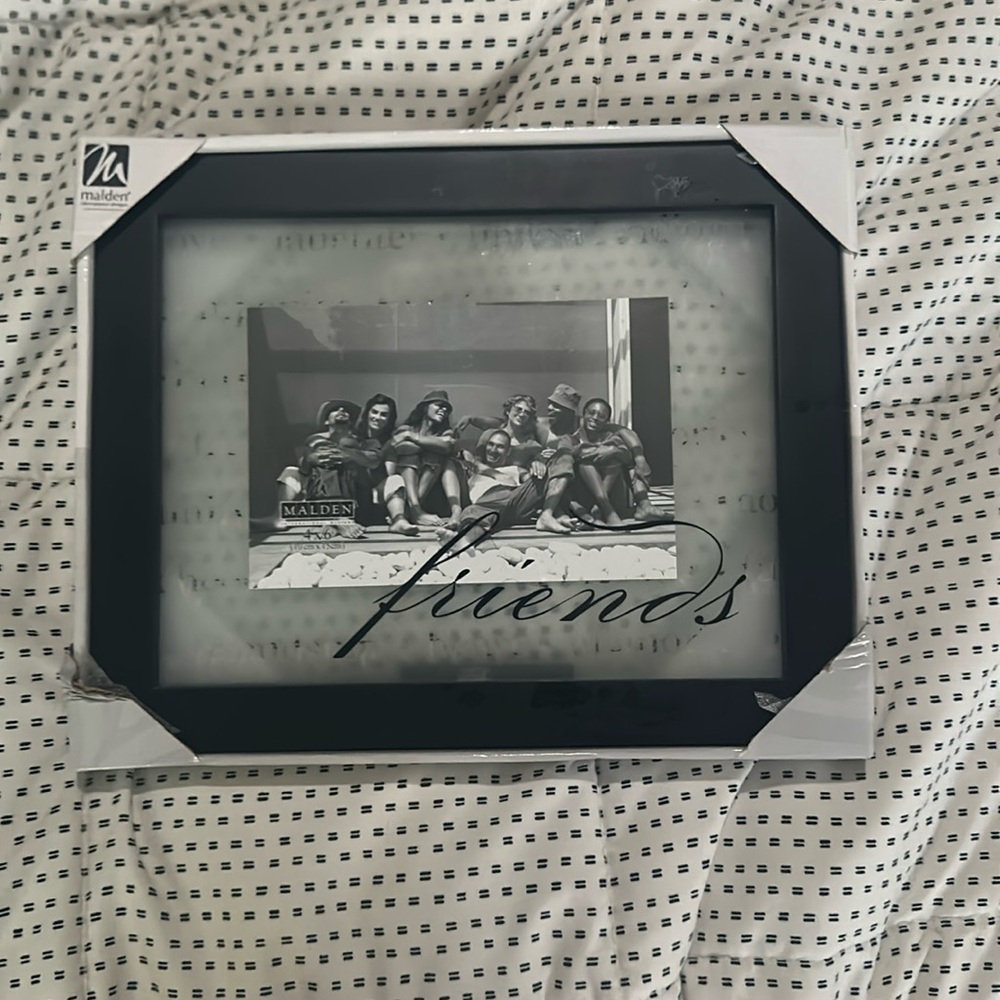 4x6 in Frame “Friends” NWT
